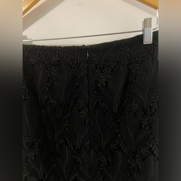 Black DVF Midi Lace Skirt - Picture 2 of 8